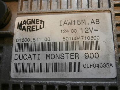 Baksidan på CDI / ECU från en Ducati Monster 900 -2000 motorcykel.