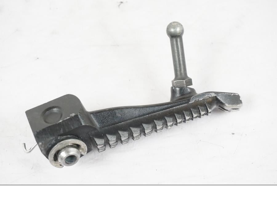 Höger sida på Fotpinne från en Kawasaki ZX-6R -2011 motorcykel.