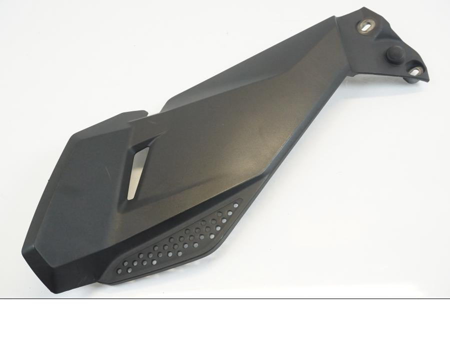 Baksidan på Sidopanel från en BMW R 1200 GS -2018 motorcykel.