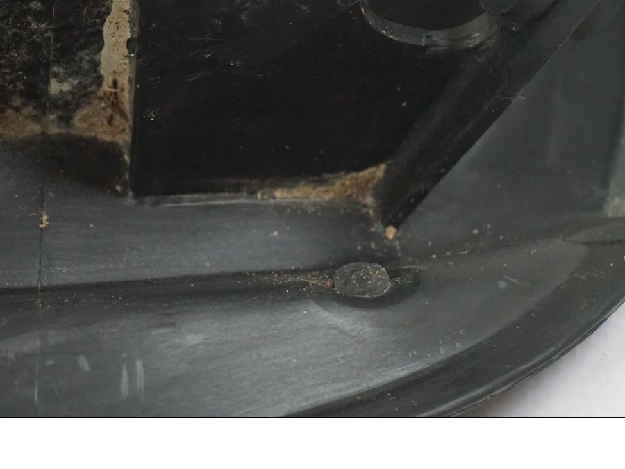 Höger sida på Undertail från en Kawasaki ZZ-R 1400 -2009 motorcykel.