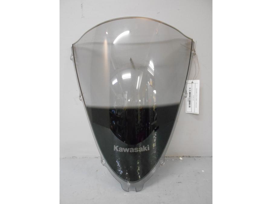 Framsidan på Vindruta från en Kawasaki ZZ-R 1400 -2013 motorcykel.