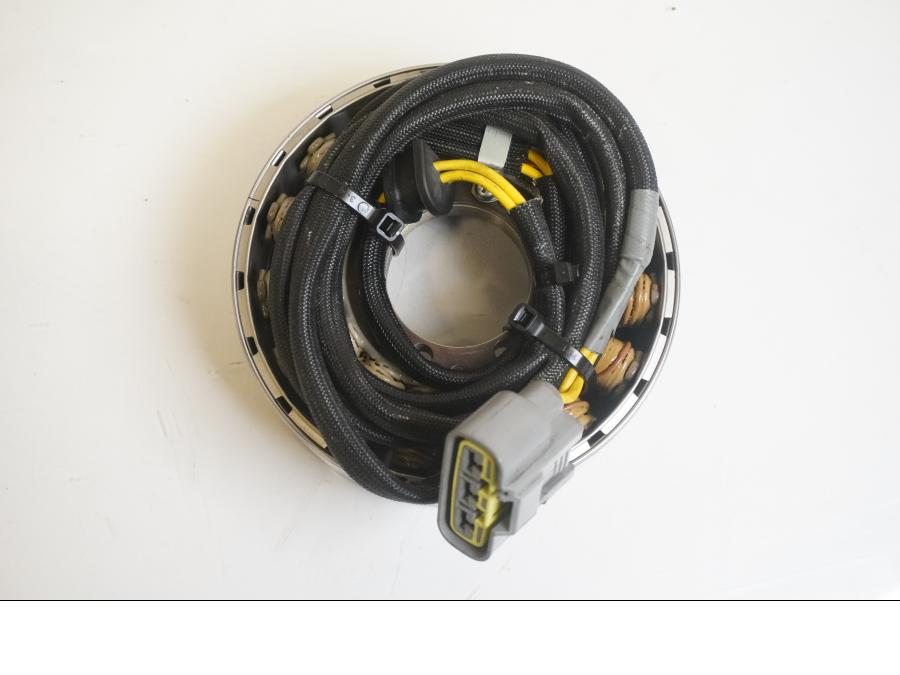 Baksidan på Generator från en Ducati Multistrada 1260 -2020 motorcykel.