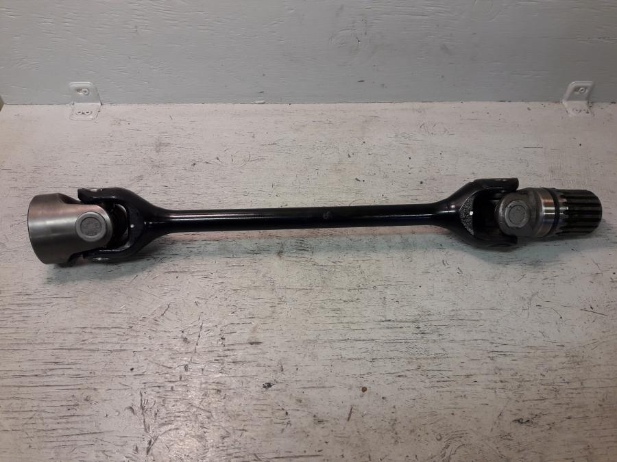 Framsidan på Kardanaxel från en Kawasaki GTR 1400 -2012 motorcykel.