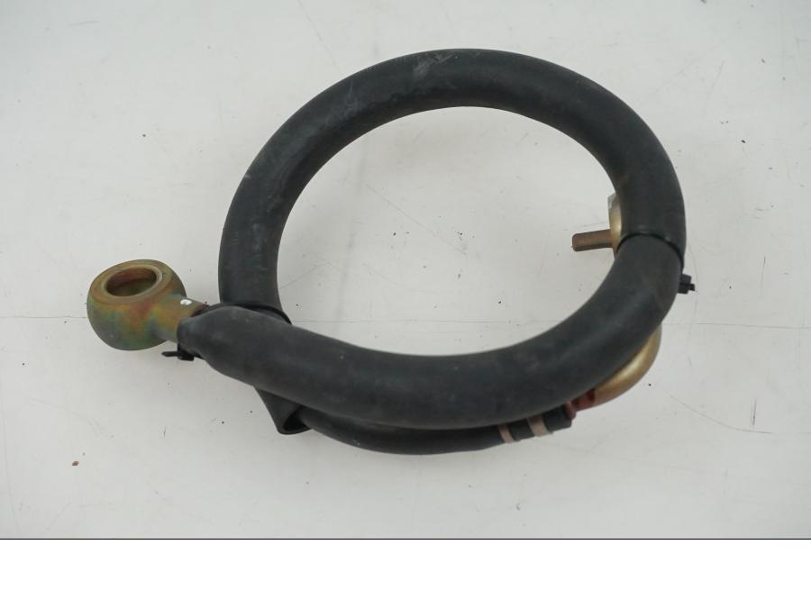 Baksidan på Bensinledning från en Honda CBR 1000 -2005 motorcykel.