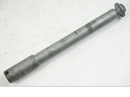 Framsidan på Axel från en BMW F 650 CS -2003 motorcykel.