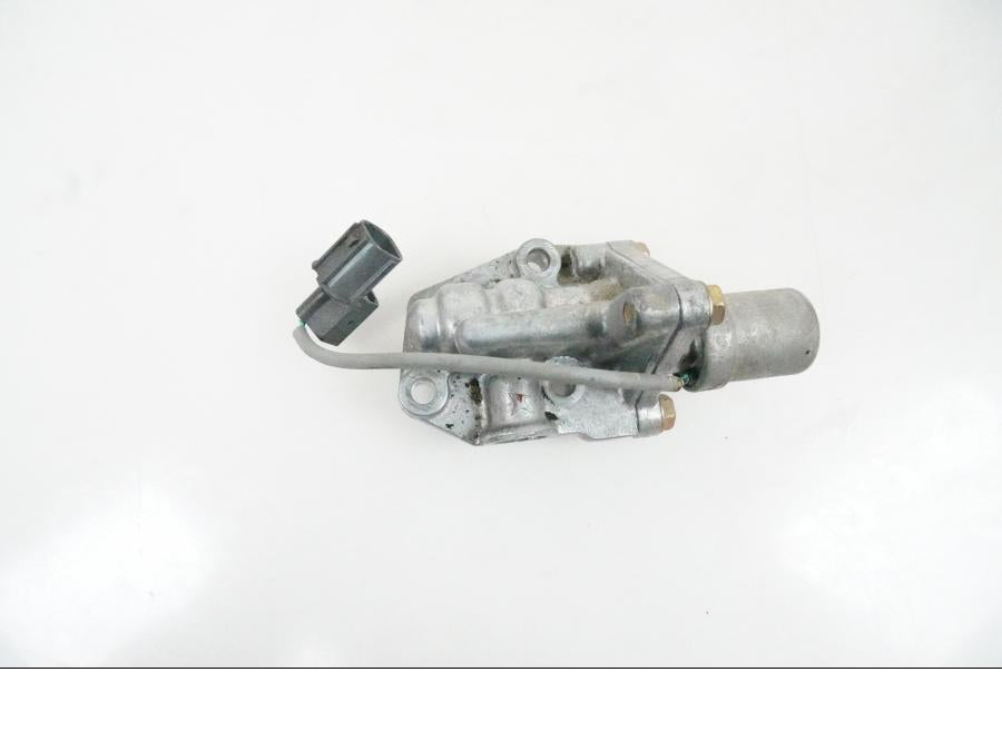 Framsidan på Kamaxel från en Honda VFR 800 -2005 motorcykel.