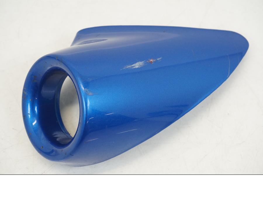 Framsidan på Luftintag från en Triumph TT 600 -2002 motorcykel.