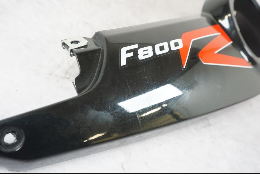 Höger sida på Bakvinge från en BMW F 800 R -2018 motorcykel.