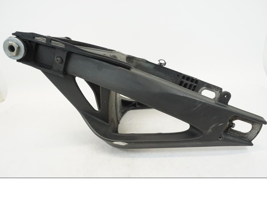 Baksidan på Sving från en Yamaha YZF 1000 R1 -2004 motorcykel.