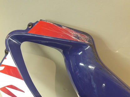 Baksidan på Sidkåpa från en Honda CBR 600 -1999 motorcykel.