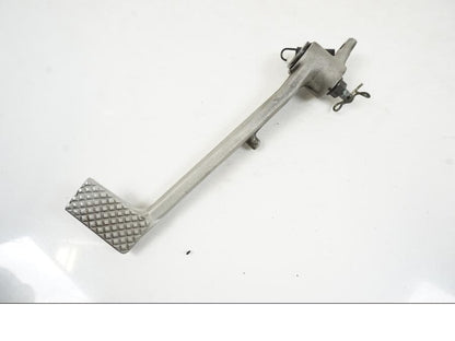 Framsidan på Bromspedal från en Yamaha BT 1100 -2003 motorcykel.