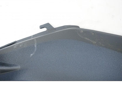 Vänster sida på Bensintankskåpa från en Kawasaki Z 800 -2013 motorcykel.