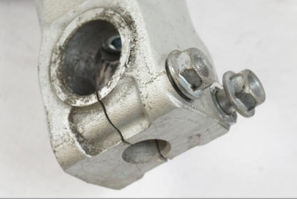 Extrabild2 på Gaffelben från en Honda NT 650 V -2002 motorcykel.