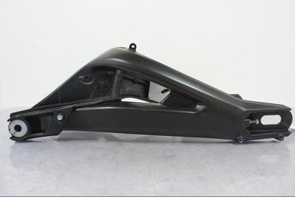 Höger sida på Sving från en Yamaha MT-09 -2016 motorcykel.