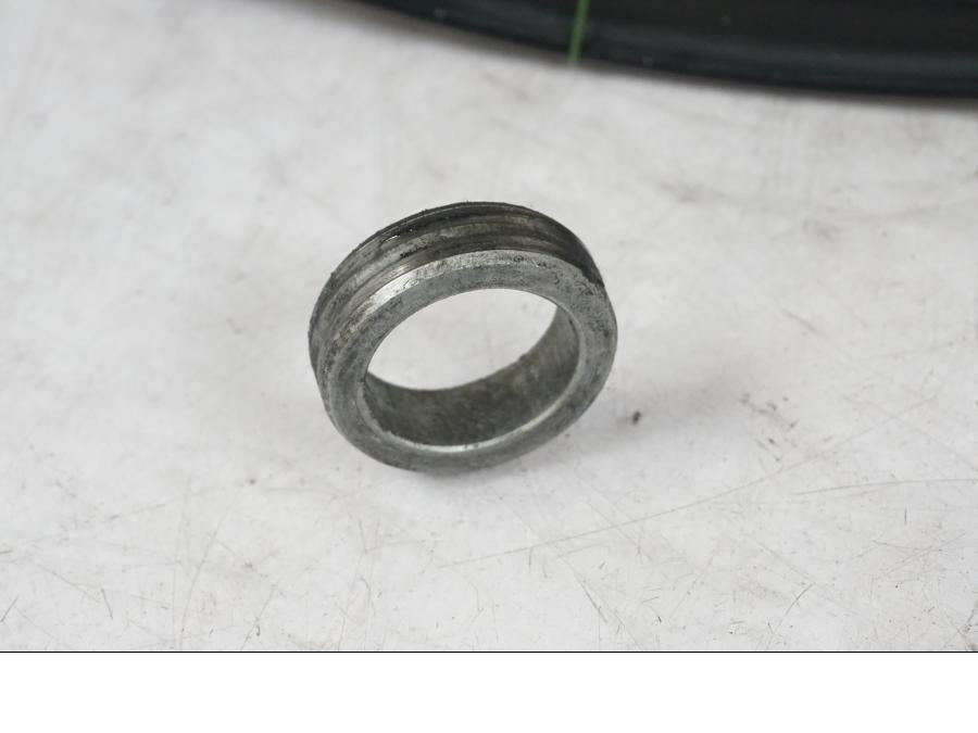 Baksidan på Fälg från en Honda CBR 1000 RR -2004 motorcykel.