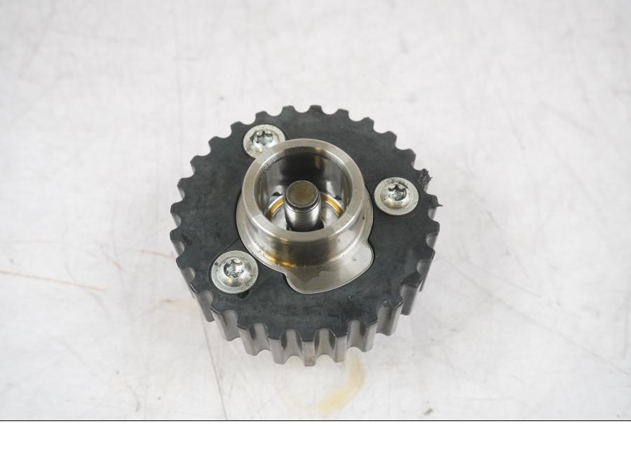 Snett uppifrån på Remdrev från en Ducati Multistrada 1260 -2020 motorcykel.