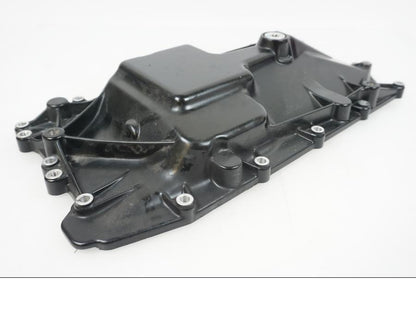 Vänster sida på Oljetråg från en BMW F 850 GS -2019 motorcykel.