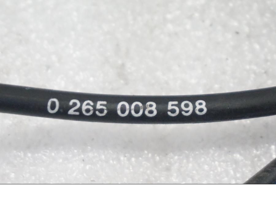 Vänster sida på ABS givare från en Ducati Monster 796 -2013 motorcykel.