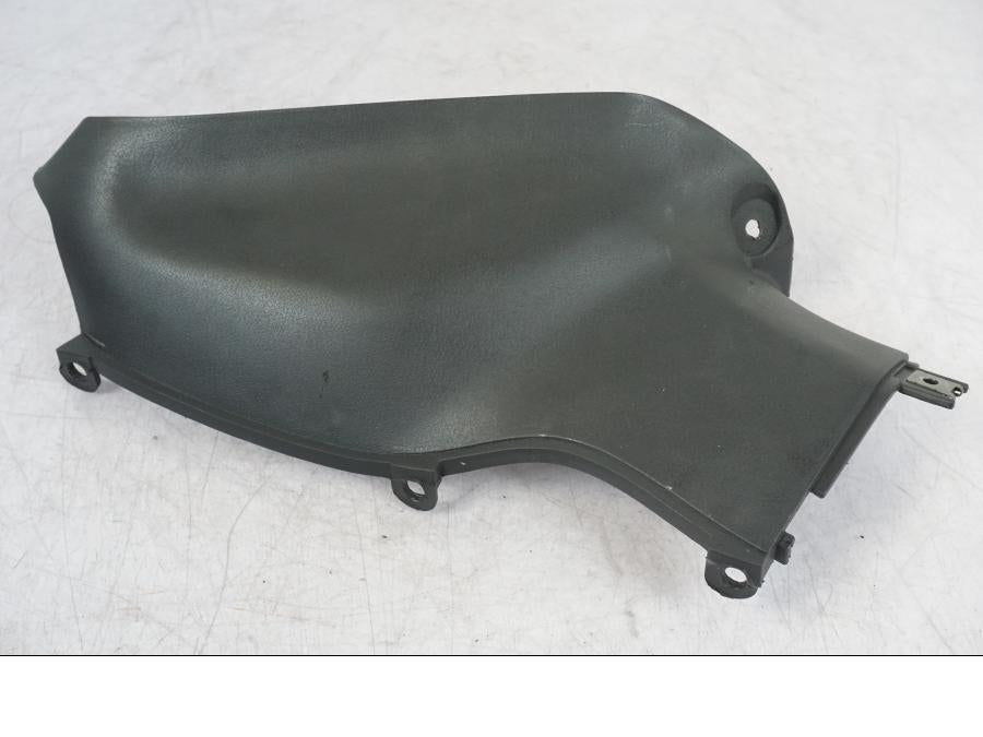 Framsidan på Sidkåpa från en Suzuki GSX 1300 RX -1999 motorcykel.