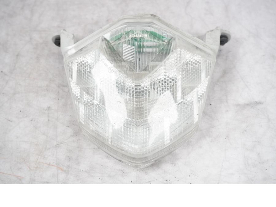 Framsidan på Baklampa från en Kawasaki ZX-10R -2008 motorcykel.