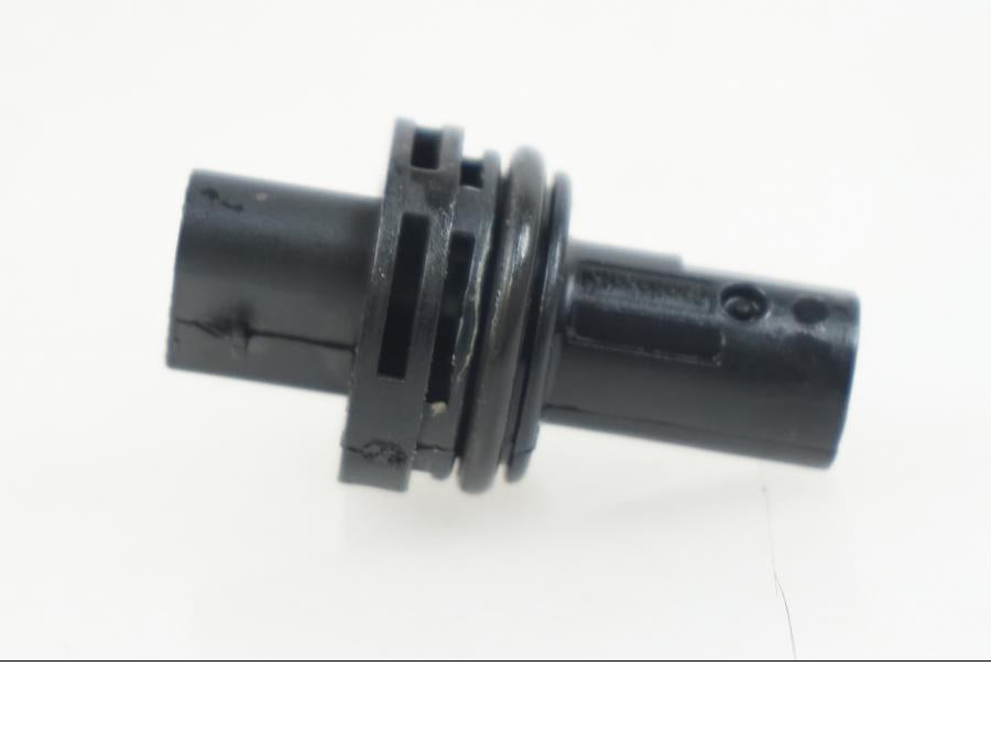 Baksidan på Vevaxelsensor från en BMW F 850 GS -2019 motorcykel.