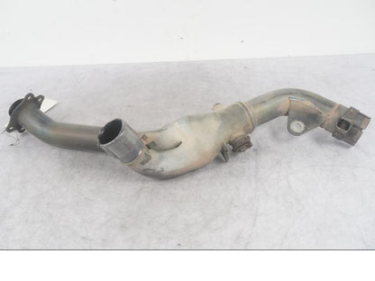 Baksidan på Mellanrör från en Kawasaki ZX-10R -2006 motorcykel.