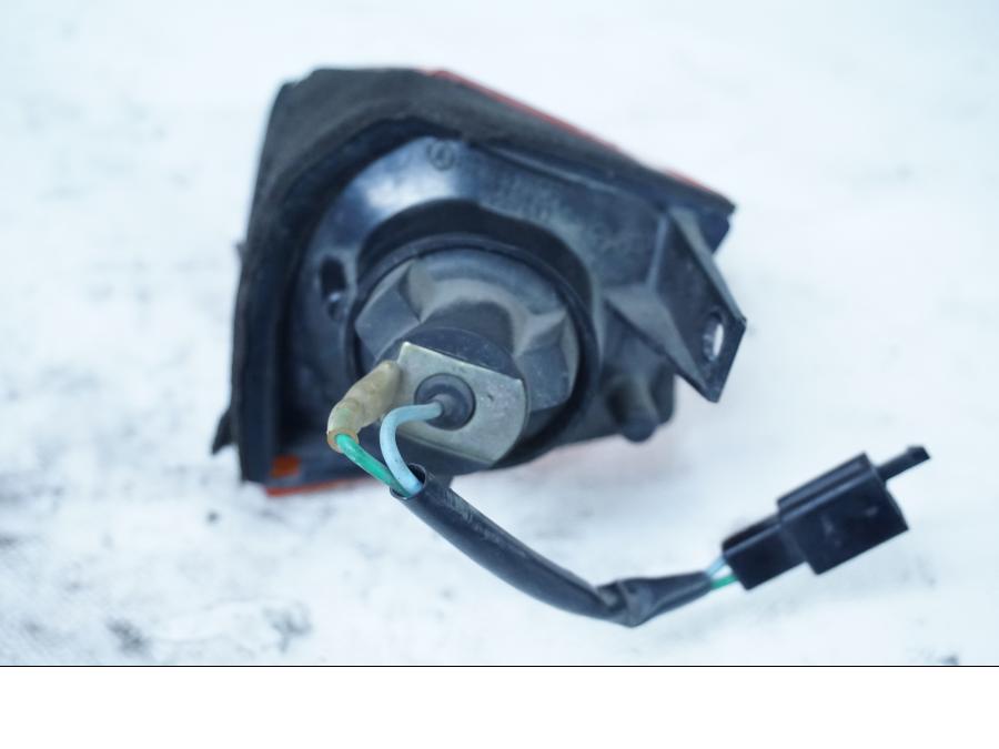 Baksidan på Blinkers från en Honda VFR 750 -1992 motorcykel.