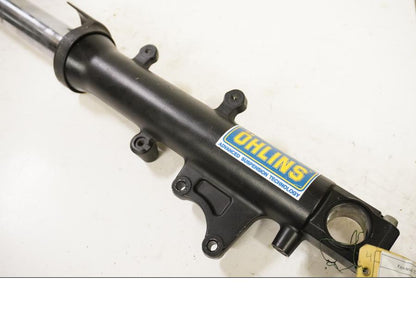 Baksidan på Gaffelben från en Kawasaki ZX-9R -2002 motorcykel.