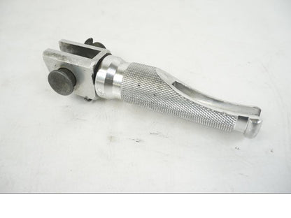 Vänster sida på Fotpinne från en Kawasaki ZZR 1100 -1994 motorcykel.