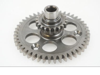 Snett nerifrån på Kamkedja från en BMW F 850 GS -2019 motorcykel.