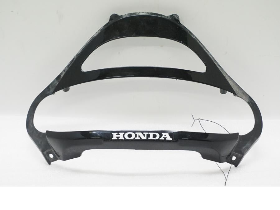 Framsidan på Baklampplast från en Honda CBR 900 RR -1998 motorcykel.