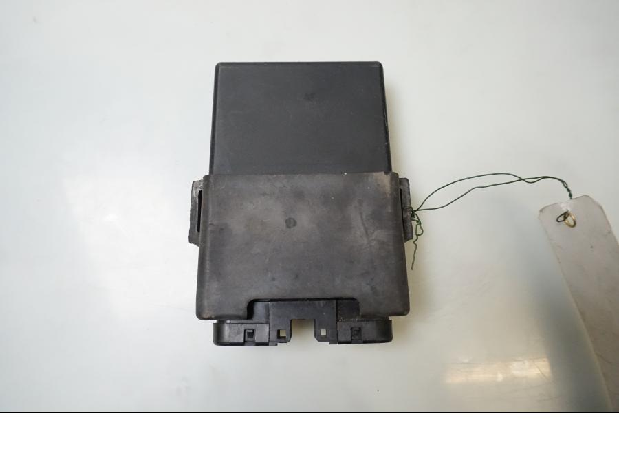 Baksidan på CDI / ECU från en Honda CBR 900 RR -1997 motorcykel.