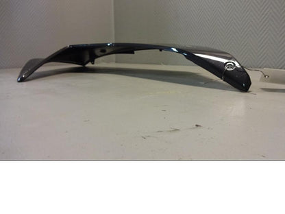 Snett uppifrån på Sidopanel från en BMW F 800 GT -2015 motorcykel.