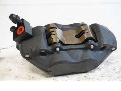 Baksidan på Bromsok från en BMW F 800 S -2007 motorcykel.