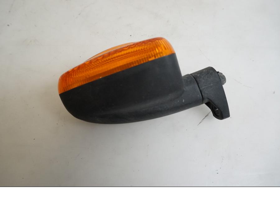 Baksidan på Blinkers från en BMW K 1200 S -2007 motorcykel.