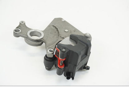 Vänster sida på Bromsok från en Yamaha MT-10 -2018 motorcykel.