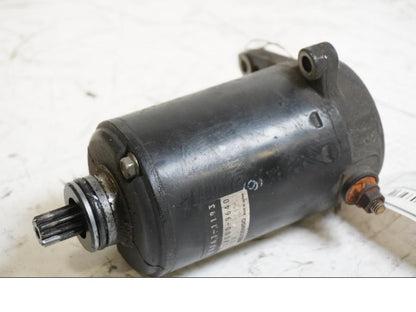 Framsidan på Startmotor från en Kawasaki ZX-9R -1996 motorcykel.