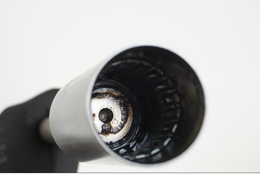 Extrabild2 på Kardanaxel från en Kawasaki VN 1500 Mean Streak -2002 motorcykel.