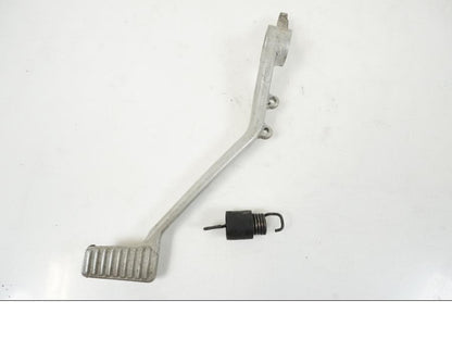 Framsidan på Bromspedal från en Honda XL 1000 V -2008 motorcykel.