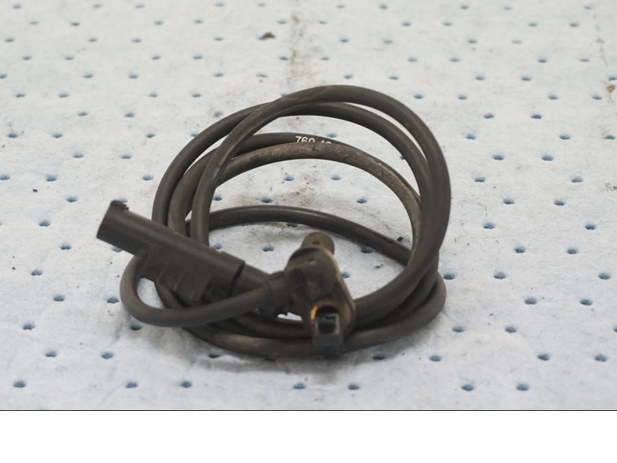 Framsidan på ABS givare från en KTM 690 SMCR -2015 motorcykel.