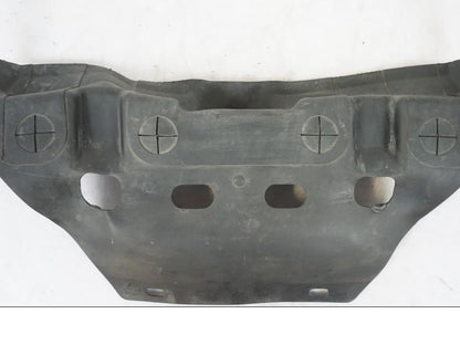 Baksidan på Värmeskydd från en Honda CBR 1000 F -1999 motorcykel.