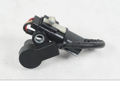 Framsidan på Sidostödsbrytare från en H-D Softail FXCW Rocker -2008 motorcykel.