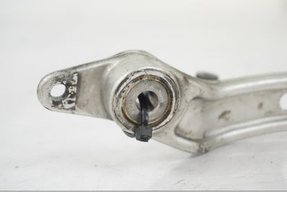 Höger sida på Bromspedal från en BMW F 650 CS -2002 motorcykel.