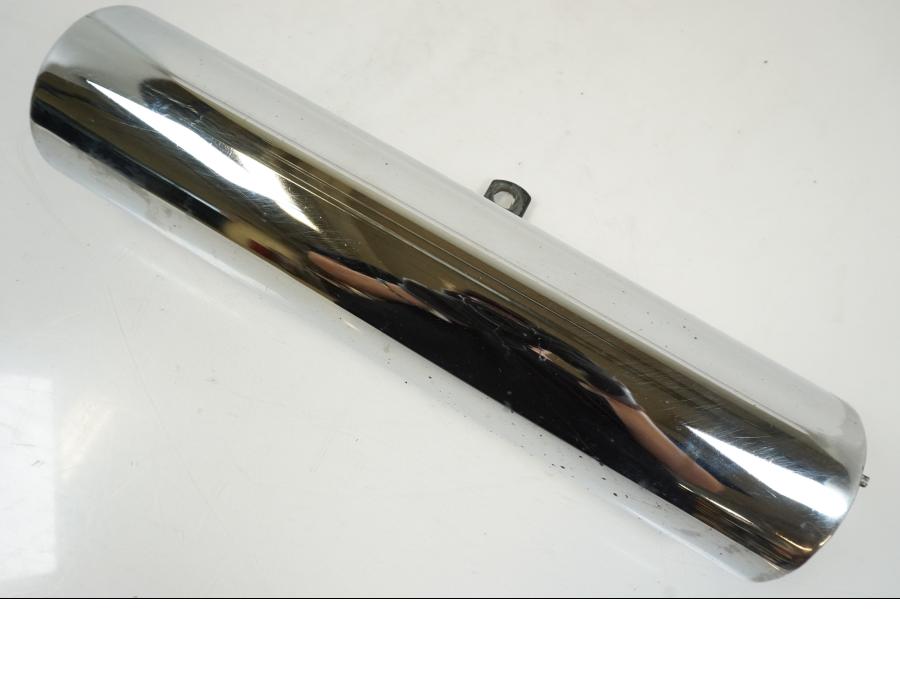 Framsidan på Ljuddämpare från en Honda CBR 125 R -2006 motorcykel.