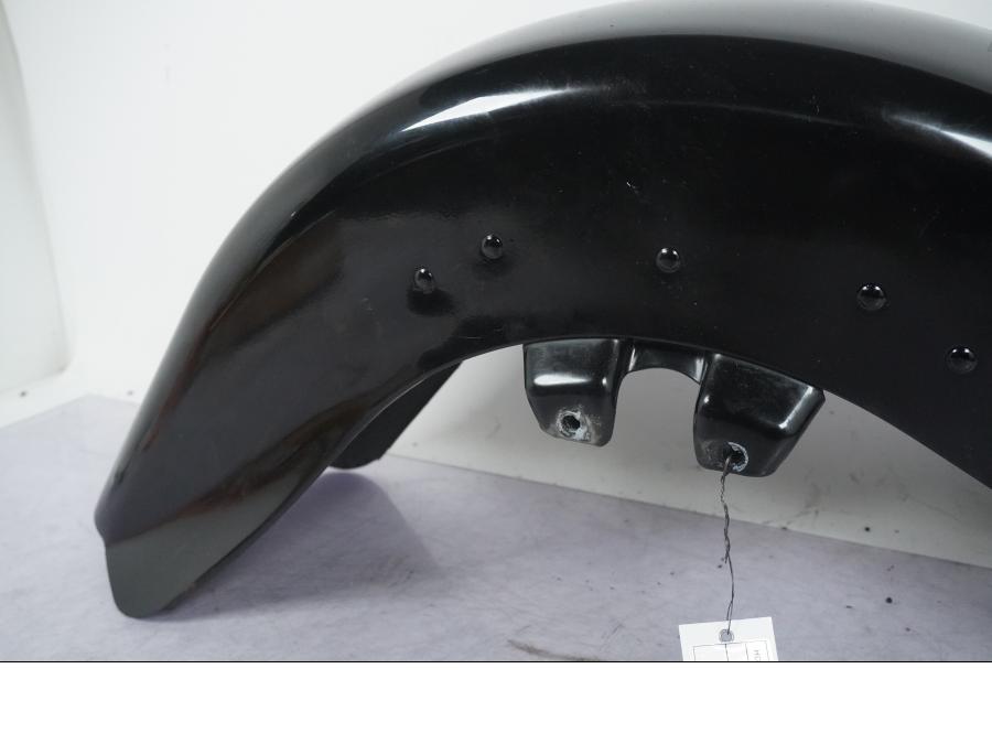 Baksidan på Framskärm från en H-D Touring Street Glide FLHX -2009 motorcykel.