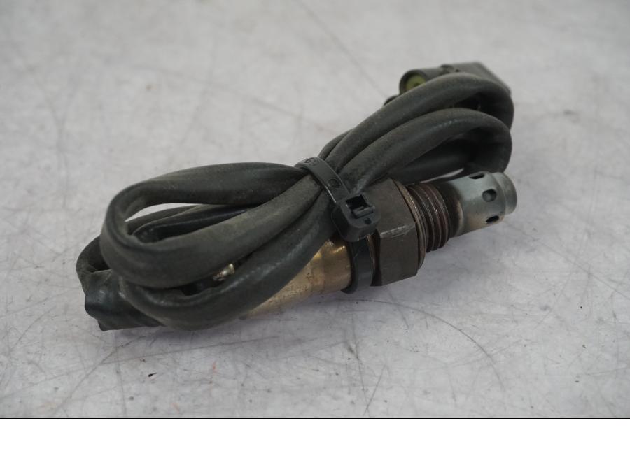 Baksidan på Lambdasond från en KTM 1290 Super Adventure R -2018 motorcykel.