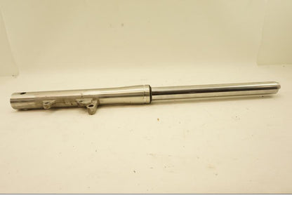 Framsidan på Gaffelben från en Yamaha XVZ 13TD -1999 motorcykel.