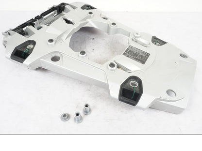 Framsidan på Pakethållare från en BMW R 1250 GS -2019 motorcykel.