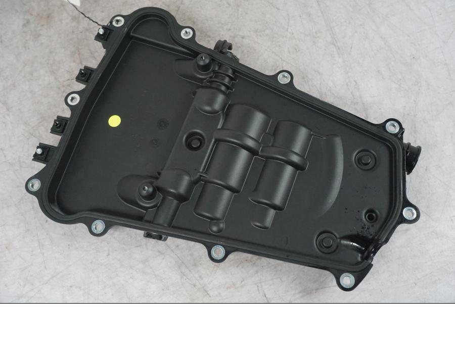 Framsidan på Luftburk från en Ducati Multistrada V4 -2024 motorcykel.