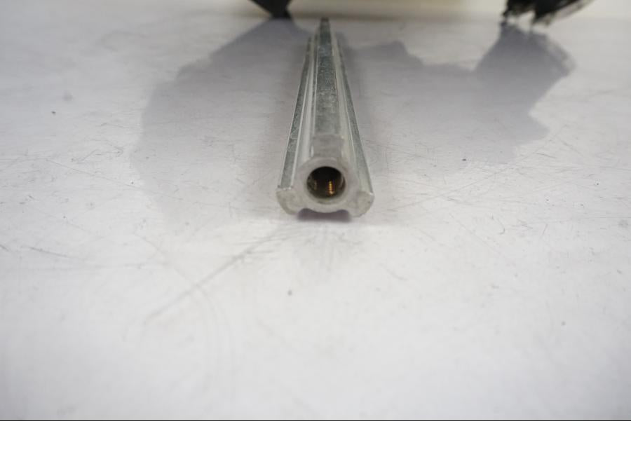 Höger sida på Luftburk från en KTM 790 Duke -2019 motorcykel.